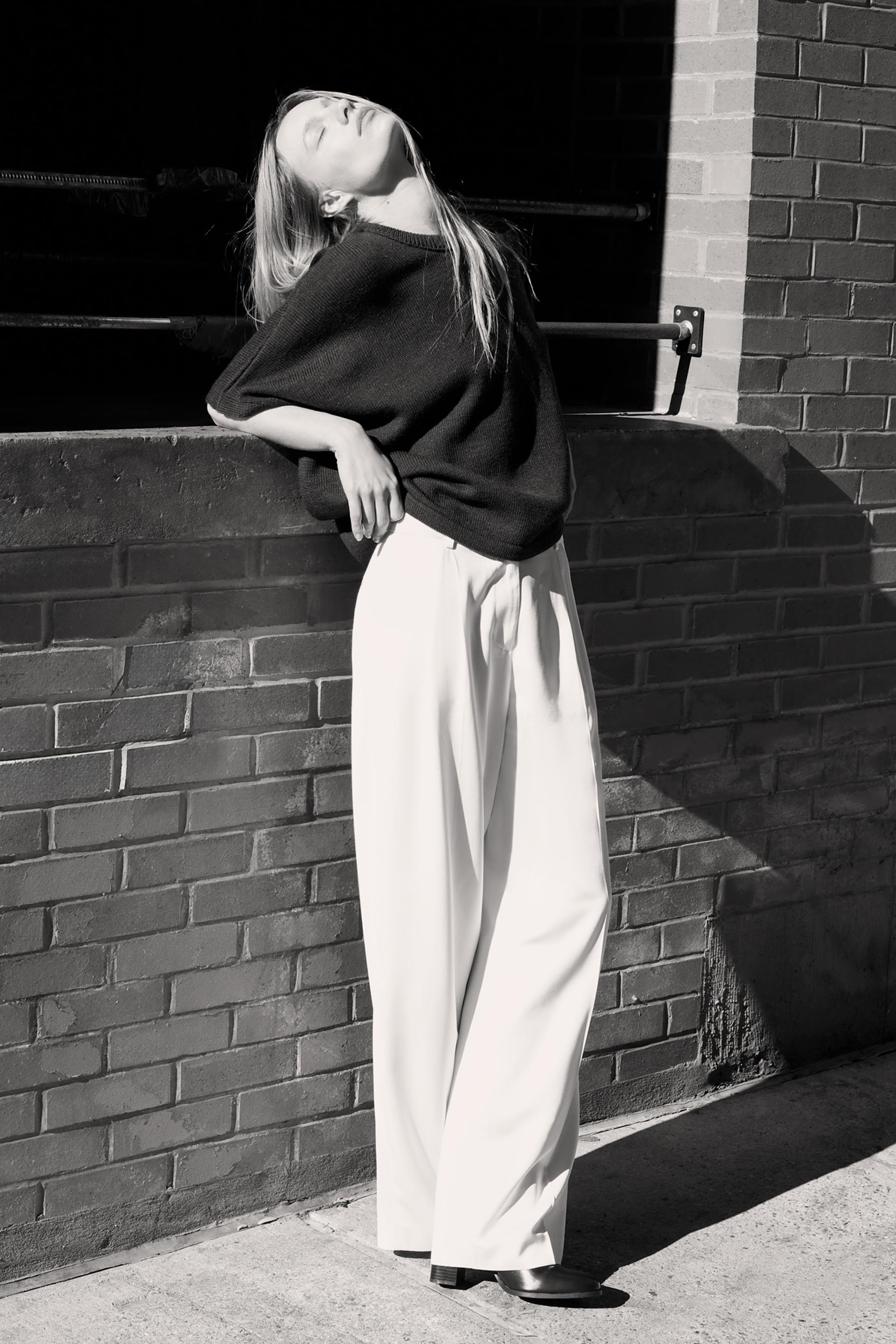 WIDE SLEEVE KNIT JUMPER